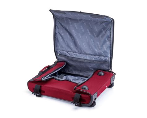 foldable wheeled carry on luggage.